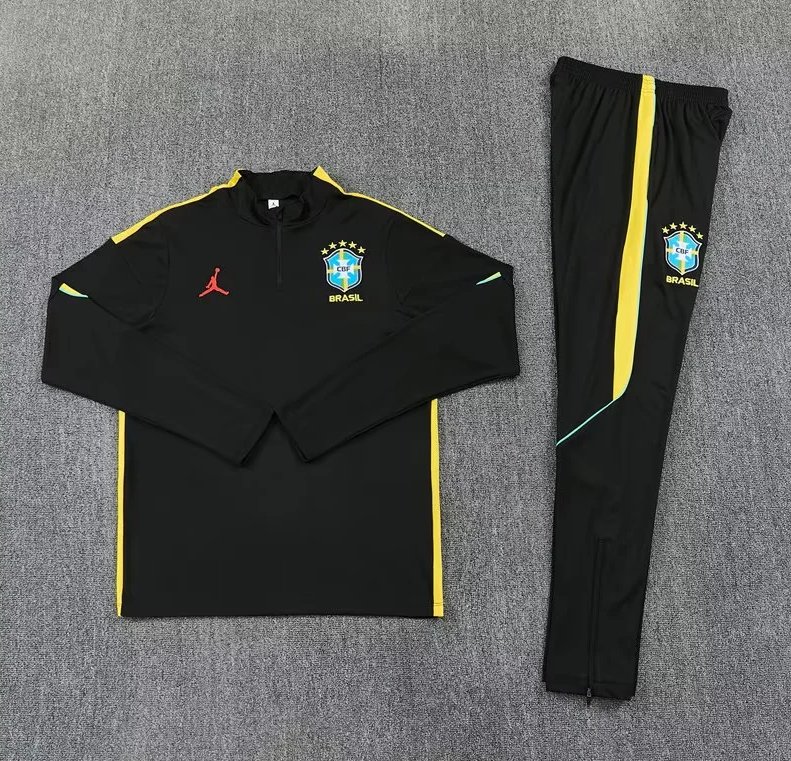 AAA Quality Brazil 26/27 Tracksuit - Black/Yellow